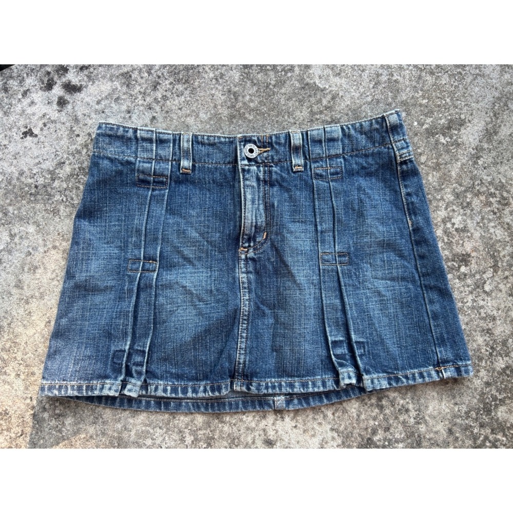 Guess Jean Denim Micro Mini Skirt Blue Pleated Y2K Vintage Style festival Size 2
